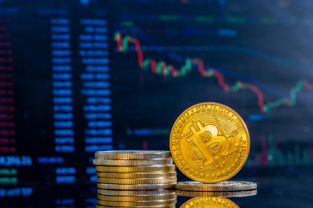 Why Did Bitcoin Drop to $27,500? Why Did Bitcoin Drop to $27,500?