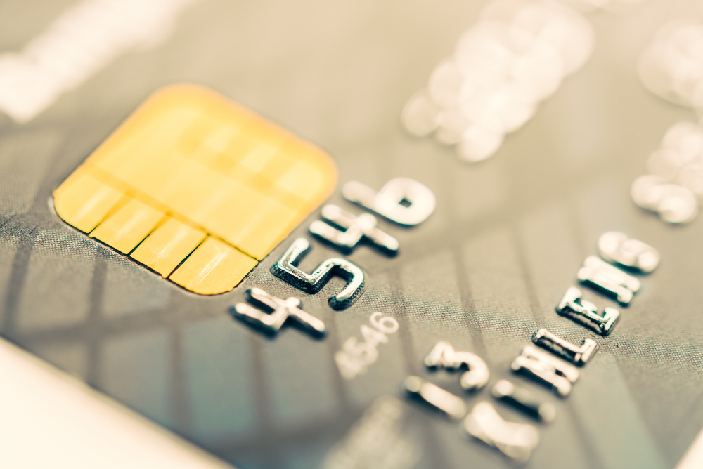 US Credit Card Debt Soars Past $1 Trillion Mark US Credit Card Debt Soars Past $1 Trillion Mark