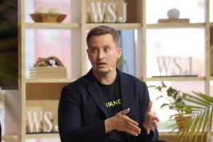 Binance.US CEO Resigns Amid Layoffs as Regulatory Scrutiny Intensifies