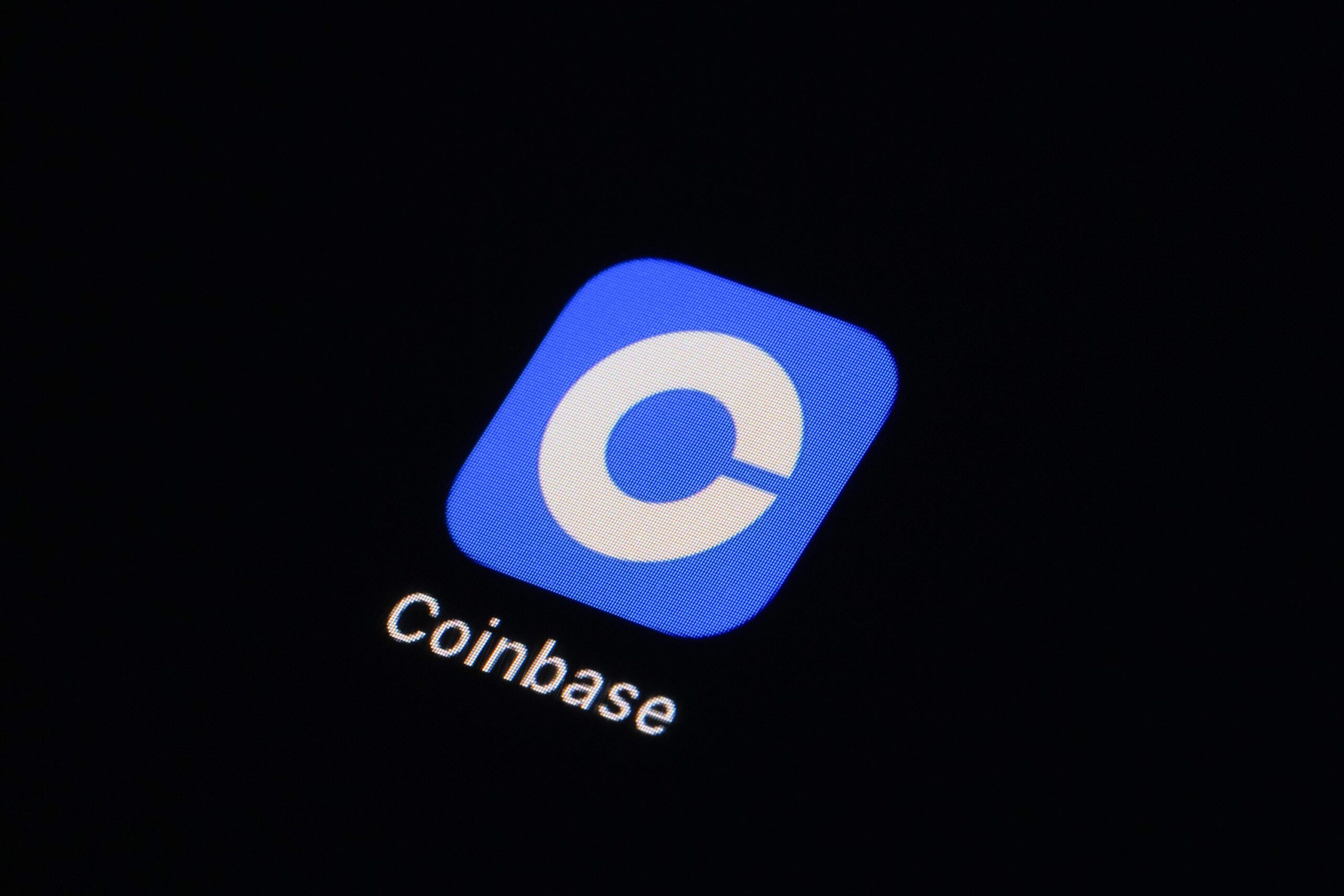 Coinbase Incurs Penalty in Russia for Non-compliance with Data Laws Coinbase Incurs Penalty in Russia for Non-compliance with Data Laws