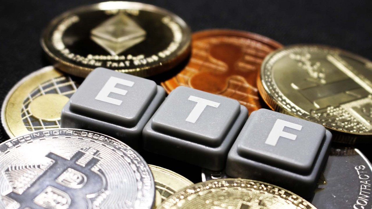 Spot Bitcoin ETFs: Surge in Institutional Investment and the Bullish Outlook Spot Bitcoin ETFs: Surge in Institutional Investment and the Bullish Outlook