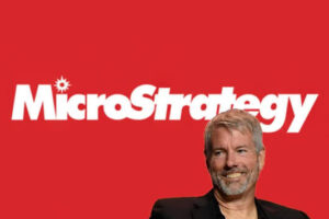 MicroStrategy Hits 650,000 BTC Milestone: $1.44B Cash Reserve Signals Strategy Shift as Stock Trades Below Bitcoin Value