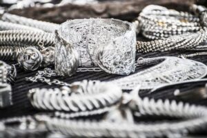 如何使用MEXC的SILVER合約對沖Silver Chain價格下跌風險:完整指南