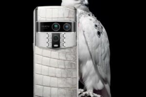 VERTU Agent Q: When Smartphones Become AI Agents, Crypto Vaults, and Digital Identity Hubs