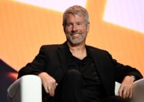 Michael Saylor “Rugi” di Bitcoin — Ini Kenapa Kerugian $900 Juta Tidak Seseram Kedengarannya